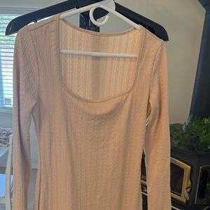 Women’s ribbed dress with slit